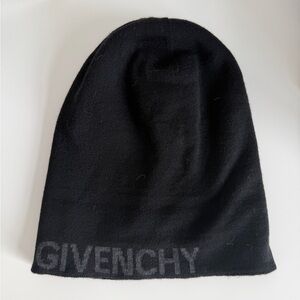 Givenchy Black Logo Beanie 100% Wool